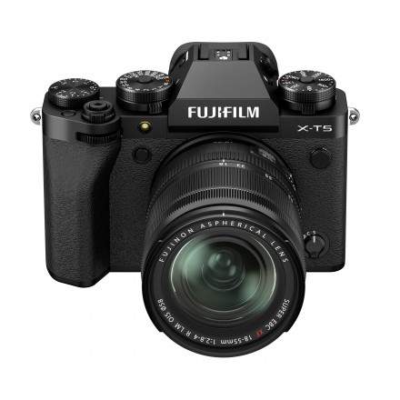 Fujifilm X-T5 + XF 18/55 F-2.8-4.0 R LM OIS